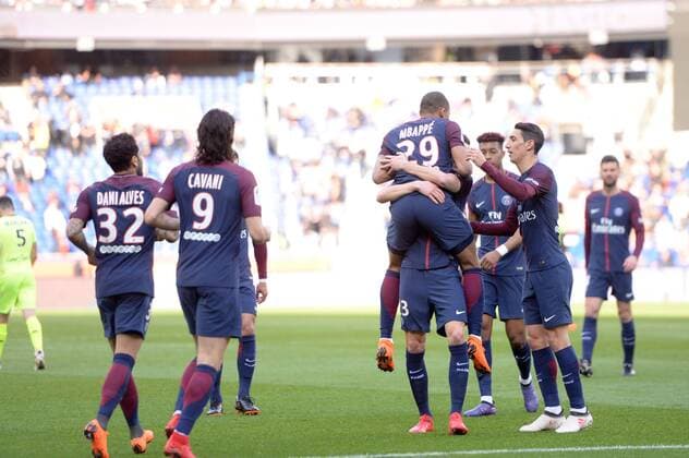 Fußball, Paris Saint Germain - Angers SCO 29 KYLIAN MBAPPE (PSG) - 11 ANGEL DI MARIA (PSG) - JOIE FOOTBALL : Paris SG vs Angers - Ligue 1 Conforama - 14 03 2018 AnthonyBIBARD FEP Panoramic 