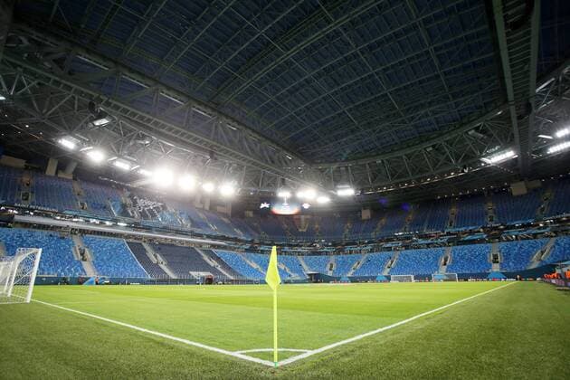 RB Leipzig - St.Petersburg Fussball Euro League Sankt Petersburg, 15.03.2018, Krestowski-Stadion, Fussball, UEFA EURO EM Europameisterschaft Fussball League, Achtelfinale (Re), Zenit St. Petersburg - RB Leipzig , Im Bild: Stadionübersicht. Das Sankt-Petersburg Stadion mit geschlossenem Dach. , *** RB Leipzig St Petersburg Soccer Euro League Saint Petersburg 15 03 2018 Krestowski Stadium Soccer UEFA Euro League Round of 16 Re Zenit St Petersburg RB Leipzig The picture Stadium overview The Saint Petersburg stadium with a closed roof