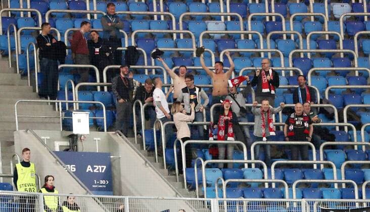 RB Leipzig - St.Petersburg Fussball Euro League Sankt Petersburg, 15.03.2018, Krestowski-Stadion, Fussball, UEFA EURO EM Europameisterschaft Fussball League, Achtelfinale (Re), Zenit St. Petersburg - RB Leipzig , Im Bild: Fans von RB Leipzig. ,