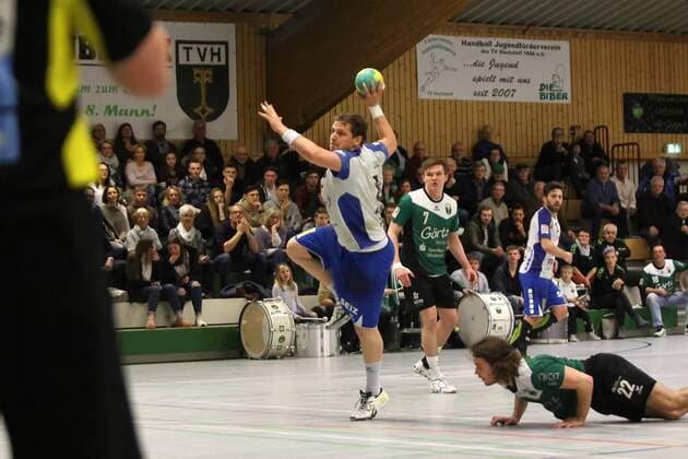 Daniel Reusch (Neuhausen) beim Wurf beim Spiel TV Hochdorf vs. TV Neuhausen 1893 in der 3. Handball Liga Sued am 17.03.2018, Hochdorf-Assenheim Copyright: xEIBNER MichaelxBermelx EP_MBL
