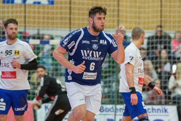 Torjubel Leos Petrovsky ( 6, Bergischer HC) Bergischer HC vs. ThSV Eisenach, Handball, 2. Bundesliga, 17.03.18 Solingen NRW Deutschland Klingenhalle