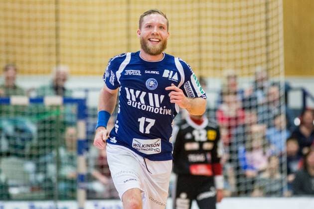 Torjubel Jan Artmann ( 17, Bergischer HC) Bergischer HC vs. ThSV Eisenach, Handball, 2. Bundesliga, 17.03.18 Solingen NRW Deutschland Klingenhalle