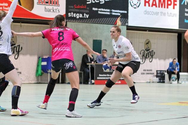 4 Beate Scheffknecht (Thueringer HC) Handball 1. HBF TusSies Metzingen vs. Thueringer HC 2018-03-17 Metzingen Copyright: xEIBNER SebastianxBaurx EP_SBAUR