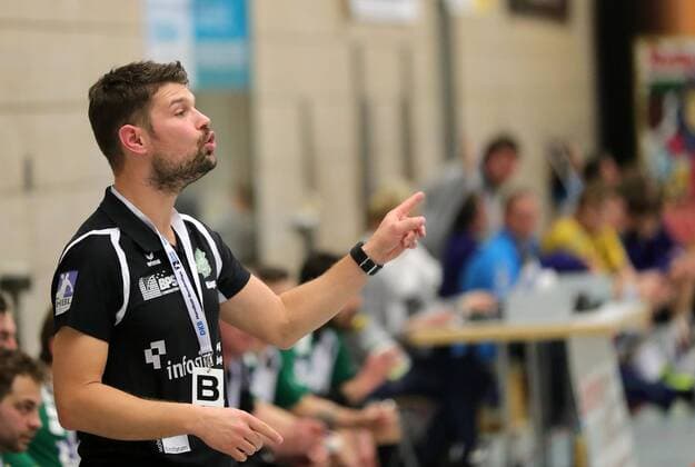 2. HBL HJSG Konstanz - DJK Rimpar Woelfe 28:32. Trainer Dr. Matthias Obinger (RIM). Konstanz Copyright: xPeterxPisax Eibner-Pressefotox EP_ppa