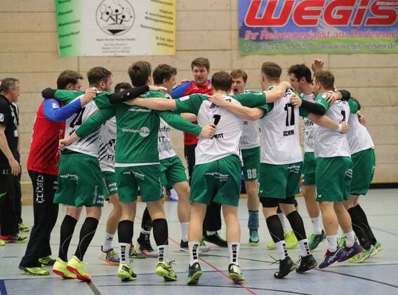 2. HBL HJSG Konstanz - DJK Rimpar Woelfe 28:32. Freudentanz nach dem Sieg. Konstanz Copyright: xPeterxPisax Eibner-Pressefotox EP_ppa