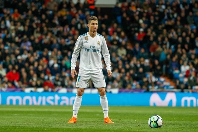 Bilder des Tages - SPORT Cristiano Ronaldo of Real Madrid during the Santander League (La Liga) match played on Santiago Bernabeu Stadium, Madrid, Spain, between Real Madrid and Girona, Mar 18th 2018. Photo: Oscar J. Barroso AFP7 Cordon Press  xOscarxJ.xBarrosox xAFP7x xRealxMadridxvxGirona,xLaxLiga,xSpain,xMarx18thx2018x