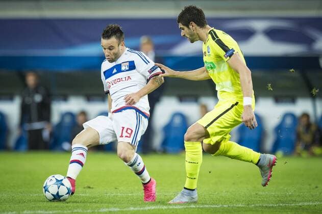 - GENT, BELGIUM: Lyon s Mathieu Valbuena and Gent s Stefan Mitrovic fight for the ball during the first game in the group stage of the Uefa Champions League competition, in group H, between Belgian first league soccer team KAA Gent and Olympique Lyon, in Gent, Wednesday 16 September 2015. JASPERxJACOBS x85281389x