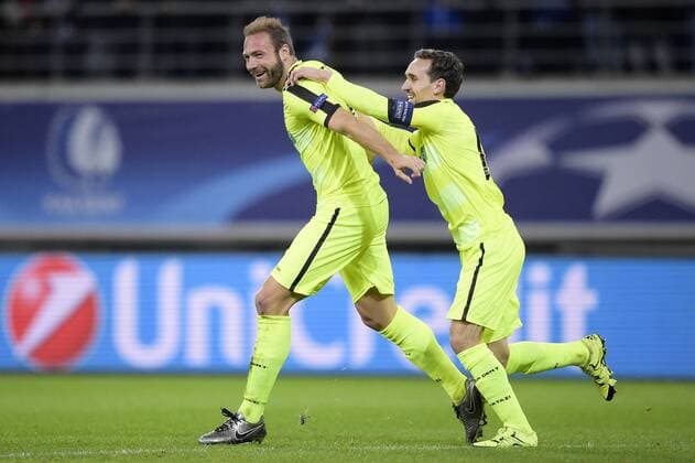 - GENT, BELGIUM: Gent s Laurent Depoitre and Gent s Sven Kums celebrate during a soccer game between Belgian team KAA Gent and Russian club FC Zenit Saint Petersburg, Wednesday 09 December 2015, in Gent, the sixth and last day of the group stage the UEFA Champions League competition, in group H. YORICKxJANSENS x88058155x