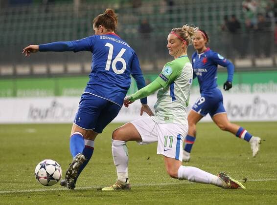 VfL-Frauen vs Prag Frauenfußball, Champions League, Viertelfinale, VfL Wolfsburg vs Slavia Prag, AOK-Stadion, Bild zeigt: Alexandra Popp (VfL, 11) Wolfsburg