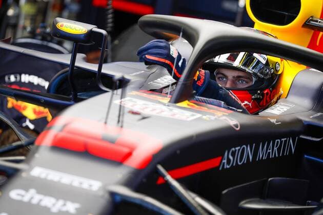 VERSTAPPEN Max (ned), Aston Martin Red Bull Tag Heuer RB14, portrait during 2018 Formula 1 championship at Melbourne, Australian Grand Prix, from March 22 To 25 - Photo Motorsports: FIA Formula One World Championship WM Weltmeisterschaft 2018, Melbourne, Victoria : Motorsports: Formula 1 2018 Rolex Australian Grand Prix, 33 Max Verstappen (NDL, Red Bull Racing), Melbourne Australia