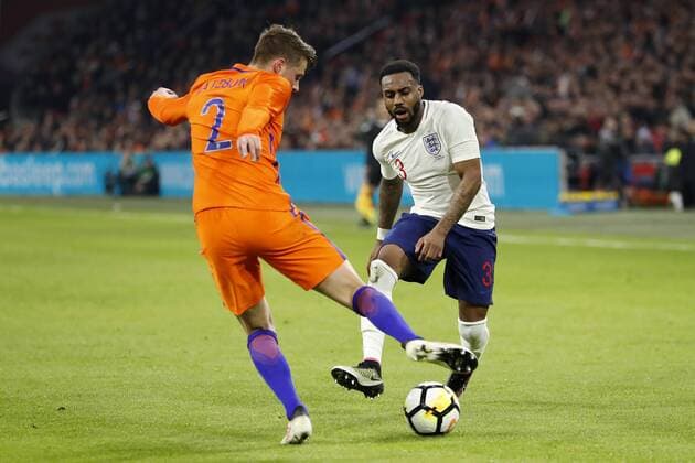 (L-R) Hans Hateboer of Holland, Danny Rose of England during the International Friendly Länderspiel match match between The Netherlands and England at the Amsterdam Arena on March 23, 2018 in Amsterdam, The Netherlands International friendly match 2017 2018 xVIxVIxImagesx xMauricexvanxSteenxIVx 10424287