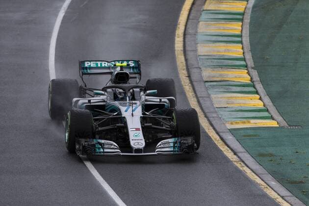 24th March 2018, Melbourne Grand Prix Circuit, Melbourne, Australia; Melbourne Formula One Grand Prix, qualifying; The number 77 Mercedes AMG Petronas driven by Valtteri Bottas  ActionPlus12004729