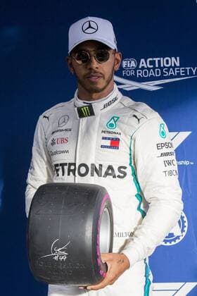 24th March 2018, Melbourne Grand Prix Circuit, Melbourne, Australia; Melbourne Formula One Grand Prix, qualifying; The number 44 Mercedes AMG Petronas driver Lewis Hamilton after claiming pole  ActionPlus12004768