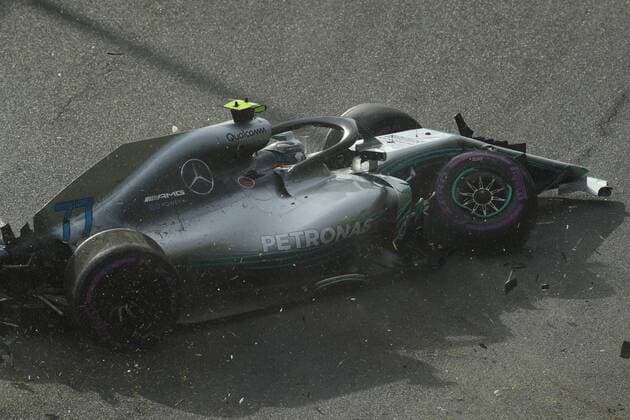 Bilder des Tages - SPORT Valtteri Bottas (Mercedes AMG Petronas Formula One Team) nach seinem Unfall, Grosser Preis von Australien 2018, Rennen, Motorsport, Formel 1, 24.03.2018, Melbourne Copyright: xIllman Eibner-Pressefotox EP_eer