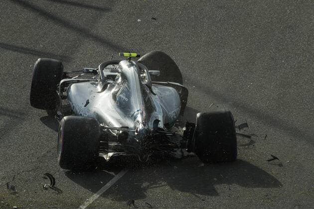 Valtteri Bottas (Mercedes AMG Petronas Formula One Team) nach seinem Unfall, Grosser Preis von Australien 2018, Rennen, Motorsport, Formel 1, 24.03.2018, Melbourne Copyright: xIllman Eibner-Pressefotox EP_eer
