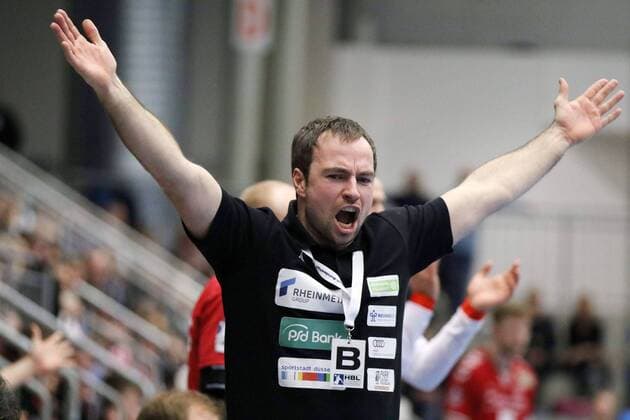 Ceven Klatt (Trainer HC Rhein Vikings) gestikuliert am Spielfeldrand, ASV Hamm-Westfalen vs HC Rhein Vikings, Handball, 2. Bundesliga, 24.03.2018, Hamm Copyright: xEIBNER JanxStrohdiekx EP_JSK
