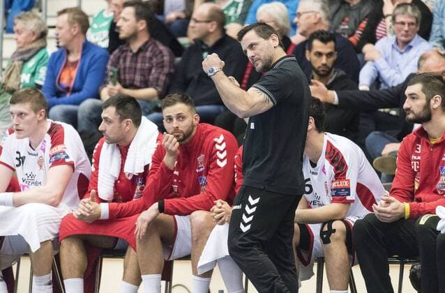Ljubomir Vranjes, coach from Telekom Veszprem reacts during the match against Skjern Handball during the EHF Champions League quater final first leg handball match in Skjern March 25, 2018.20180325-174148-2-2  Copyright: JOHNxRANDERIS