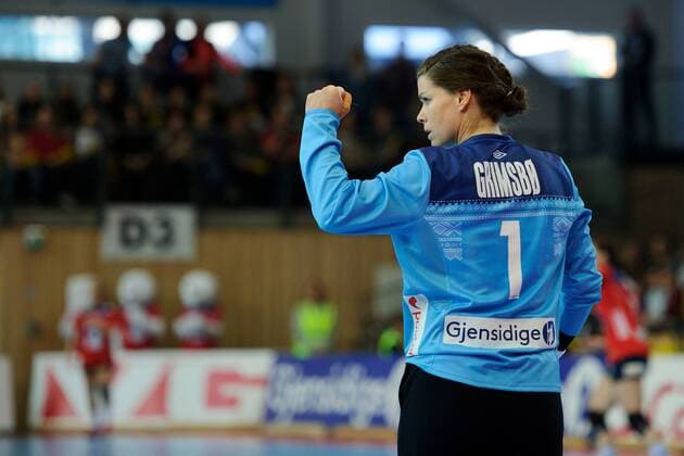 Handball , Kvinner , EM-Kvalifisering , Kvalifisering til EM , 25.03.2018 , 20180325 Norge - Kroatia Kari Aalvik Grimsb¿ jubler for en redning i f¿rste omgang Foto: Sjur St¿len Digitalsport 