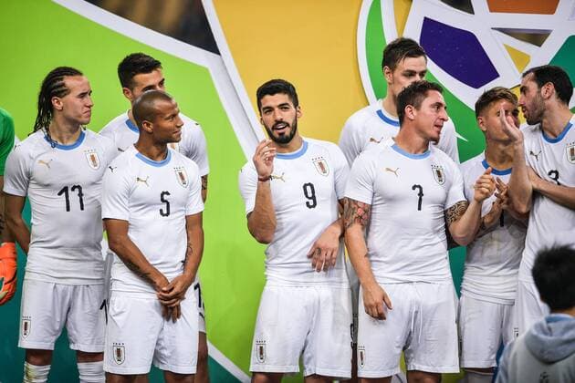 Players of Uruguay national football team take part in the champion award ceremony for the 2018 Gree China Cup International Football Championship in Nanning city, south China s Guangxi Zhuang Autonomous Region, 26 March 2018. Uruguay won the final by 1-0 against Wales and claimed the title of the event. Uruguay claims title of 2018 China Cup Int l Football Championship in Nanning  20180326_53368