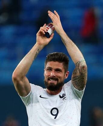 ST PETERSBURG, RUSSIA - MARCH 27, 2018: France s Olivier Giroud celebrates victory in a friendly football match against Russia at Saint Petersburg Stadium. The French team won the game 3-1. Peter Kovalev TASS  TS079A4F