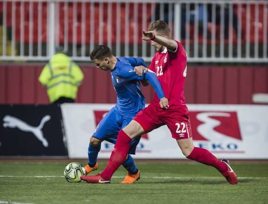 27th March 2018, Karadjorde Stadium, Novi Sad, Serbia; Under 21 International Football Friendly, Serbia U21 U 21 versus Italy U21; Midfielder Nicolo Barella of Italy in action against Uros Racic of Serbia  ActionPlus12006031