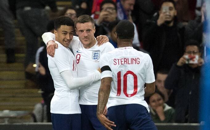 Jamie Vardy (Leicester City) of England celebrates with team-mates with Jesse Lingard Manchester United ManU and Raheem Sterling (Manchester City) of England.during the International Friendly L?nderspiel match between England and Italy at Wembley Stadium, London, England on 27 March 2018. Copyright: xAndyxRowlandx PMI-1927-0001