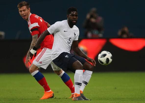 Fußball, Länderspiel, Russland - Frankreich March 27, 2018 - Saint Petersburg, Russia - Samuel Umtiti of France controls the ball during an International Friendly Länderspiel football match between Russia and France at the Saint Petersburg Stadium in Saint Petersburg on March 27, 2018. Russia v France - International Friendly  - ZUMAn230 20180327_zaa_n230_276 Copyright: xIgorxRussakx