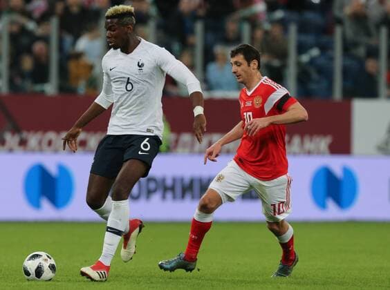Fußball, Länderspiel, Russland - Frankreich March 27, 2018 - Saint Petersburg, Russia - France s midfielder Paul Pogba runs the ball during an International Friendly Länderspiel football match between Russia and France at the Saint Petersburg Stadium in Saint Petersburg on March 27, 2018. Russia v France - International Friendly  - ZUMAn230 20180327_zaa_n230_292 Copyright: xIgorxRussakx