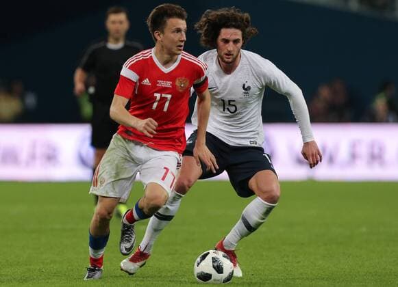 Fußball, Länderspiel, Russland - Frankreich March 27, 2018 - Saint Petersburg, Russia - Adrien Rabiot (France) and Alexander Golovin (Russia) during an International Friendly Länderspiel football match between Russia and France at the Saint Petersburg Stadium in Saint Petersburg on March 27, 2018. Russia v France - International Friendly  - ZUMAn230 20180327_zaa_n230_317 Copyright: xIgorxRussakx