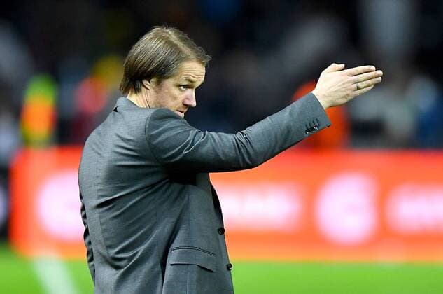 27.03.2018, xfux, Fussball Test Laenderspiel, Deutschland - Brasilien, emspor, v.l. Co Trainer Thomas Schneider (Deutsche Fussball Nationalmannschaft DFB) gibt Anweisungen, gestikuliert, mit den Armen gestikulieren gives instructions, gesticulate, gesticolando. Berlin