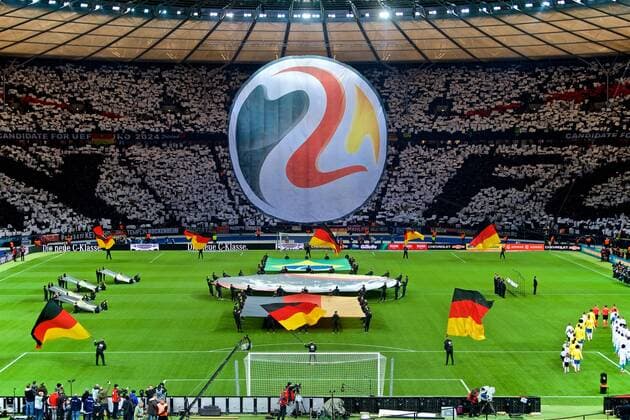Fussball Berlin 27.03.2018 Länderspiel DFB Nationalmannschaft Testspiel Vorbereitungsspiel Deutschland (GER) - Brasilien (BRA) Berliner Olympiastadion Sportstätte Arena Stadion Übersicht Choreografie EURO 2024 Candidate Kandidat