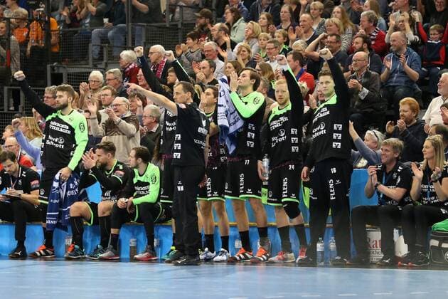 Flensburg, 28.03.18, Handball, VELUX EHF Champions League, Saison 2017 2018, Achtelfinale, SG Flensburg-Handewitt - IFK Kristianstad : Jubel auf der SG Flensburg-Handewitt Bank Flensburg Schleswig-Holstein Deutschland Flens-Arena Copyright: xAgentur54Gradx xSpeedphotosx