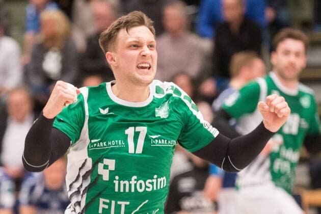 Torjubel Patrick Schmidt ( 17, DJK Rimpar Wölfe) Bergischer HC vs. DJK Rimpar Wölfe, Handball, 2. Handball Bundesliga, 31.03.18 Wuppertal NRW Deutschland Uni-Halle