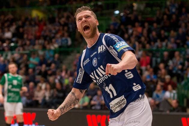 Torjubel Arnor Thor Gunnarsson ( 11, Bergischer HC) Bergischer HC vs. DJK Rimpar Wölfe, Handball, 2. Handball Bundesliga, 31.03.18 Wuppertal NRW Deutschland Uni-Halle