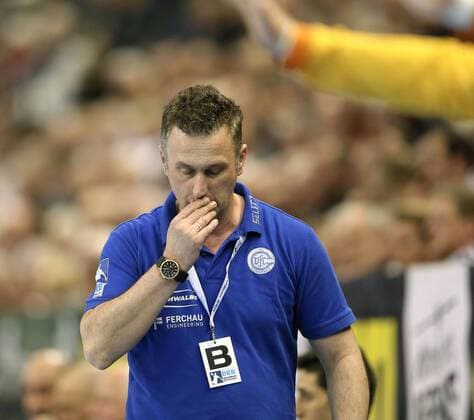 Foto : Trainer Denis Bahtijarevic Gummersbach Handball Herren am 29.03.2018 1. Bundesliga THW Kiel - VfL Gummersbach 29 - 23