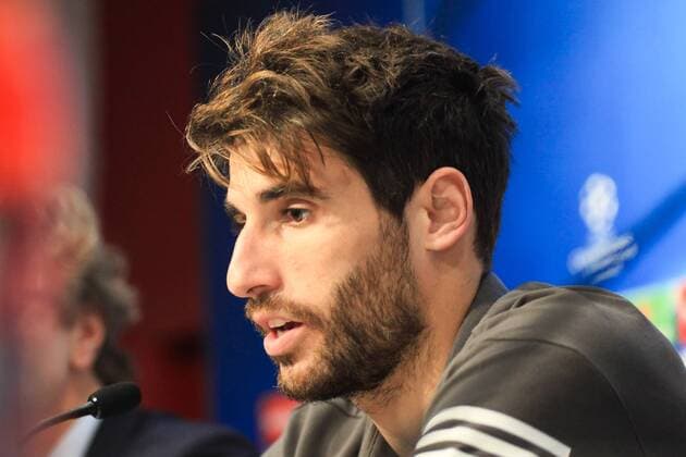 2nd April 2018, Ramon Sanchez Pizjuan, Seville, Spain; UEFA Champions League football, Sevilla versus Bayern Munich, pre match press conference PK Pressekonferenz and training session; Javi Martinez of Bayern Munich during the press conference  ActionPlus12007880