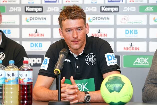 DHB Pressekonferenz Handball Leipzig, 03.04.2018, Lindner Hotel, Pressekonferenz DHB Männer Nationalmannschaft vor dem Länderspiel gegen Serbien , Im Bild: Bundestrainer Christian Prokop ,