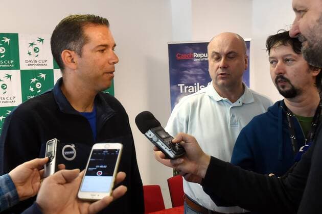 Israeli not playing tennis captain Harel Levy (left) speaks to journalists during the press conference PK Pressekonferenz prior to the Davis Cup match Czech Republic vs Israel, in Ostrava, Czech Republic, on April 3, 2018. (CTKxPhoto JaroslavxOzana) CTKPhotoP201804030486901  JAO 24k