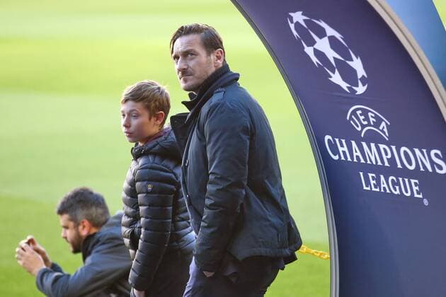Bilder des Tages - SPORT Francesco Totti Allenamento AS Roma Barcellona 03 04 2018 Champions League Foto Gino Mancini Insidefoto Cell: 3342966346 3401257327