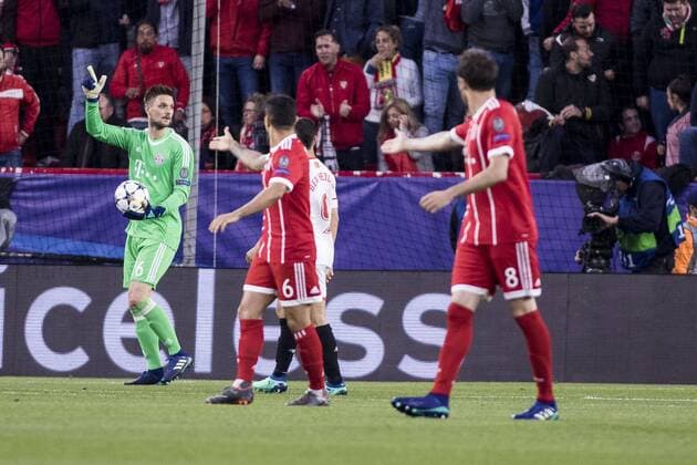 April 3, 2018 - Seville, Spain - SVEN ULREICH of Bayern in action during the UEFA Champions League Quarter-finals (first leg) match between Sevilla FC and FC Bayern Munchen at Estadio Ramon Sanchez Pizjuan Soccer 2018 - Sevilla FC vs FC Bayern Munchen - ZUMAa142 20180403_zap_a142_002 Copyright: xDanielxGonzalezxAcunax