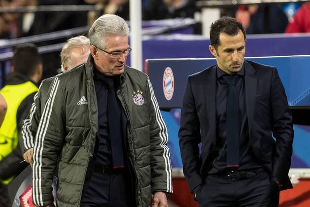 Spain, Sevilla 03.04.2018, UEFA Champions League - 2017 18 Season, Quarter-finals, First leg, Sevilla FC - FC Bayern Muenchen, Cheftrainer Jupp Heynckes (FCB) Sportdirektor Hasan Salihamidzic (FCB) schauen ( DeFodi048