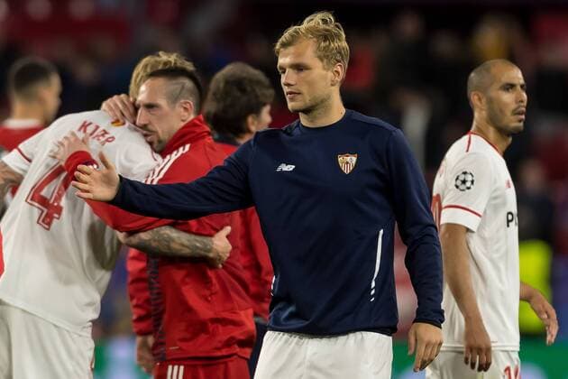 Spain, Sevilla 03.04.2018, UEFA Champions League - 2017 18 Season, Quarter-finals, First leg, Sevilla FC - FC Bayern Muenchen, Johannes Geis (FCS) schaut ( DeFodi048