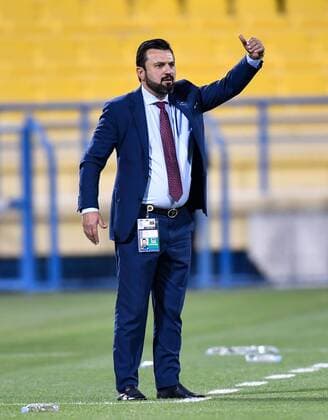 (180404) -- DOHA, April 4, 2018 -- Al Gharafa Turkish head coach Bulent Uygun reacts during the AFC Champions League Group A soccer match between Qatar s Al Gharafa and Al Jazira FSC of the United Arab Emirates (UAE) at Thani Bin Jassim Stadium in Doha, capital of Qatar, April 3, 2018. Al Jazira FSC won 3-2. ) (SP)QATAR-DOHA-SOCCER-AFC CHAMPIONS LEAGUE Nikku 