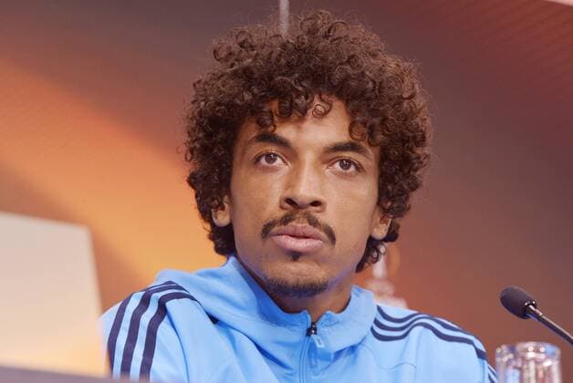 Fußball-Europa League 2017 18, Pressekonferenz vor RB Leipzig - Olympique Marseille (04.04.2018 Spiel am 05.04.2018) Olympique-Marseille-Spieler Luiz Gustavo. Leipzig Sachsen Deutschland