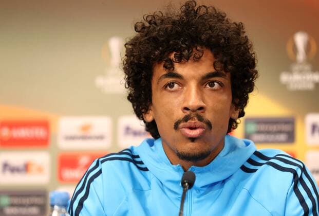 Olympique Marseille - PK Euro League Leipzig, 04.04.2018, Red Bull Arena, Fussball, UEFA EURO EM Europameisterschaft Fussball League , PK am Vortag des Viertelfinals, RB Leipzig vs. Olympique de Marseille , Im Bild: Luiz Gustavo (Olympique Marseille, Spieler) ,