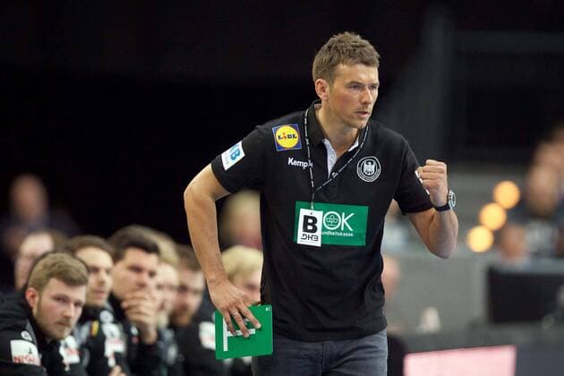 Handball Leipzig 04.04.2018 Länderspiel DHB Testspiel Deutschland (GER) - Serbien (SRB) Christian Prokop (Deutschland, Trainer) Jubel
