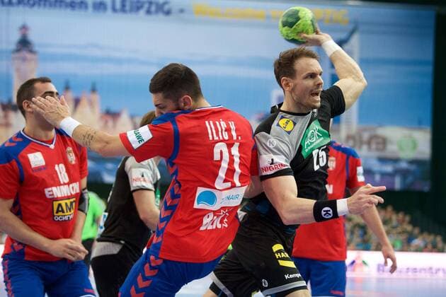 Handball Leipzig 04.04.2018 Länderspiel DHB Testspiel Deutschland (GER) - Serbien (SRB) Kai Häfner (Deutschland, No.25) Häfner Hafner Vanja Ilic (Serbien, No.21)