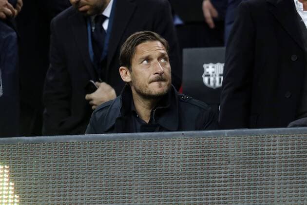Francesco Totti during the UEFA Champions League quarter final match between FC Barcelona Barca and AS Roma at the Camp Nou stadium on April 04, 2018 in Barcelona, Spain. UEFA Champions League 2017 2018 xVIxVIxImagesx xMauricexvanxSteenxIVx 10542268