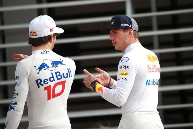 Motorsports: FIA Formula One World Championship WM Weltmeisterschaft 2018, Grand Prix of Bahrain, 33 Max Verstappen (NDL, Red Bull Racing), , 10 Pierre Gasly (FRA Toro Rosso Ferrari) Sakhir Bahrain