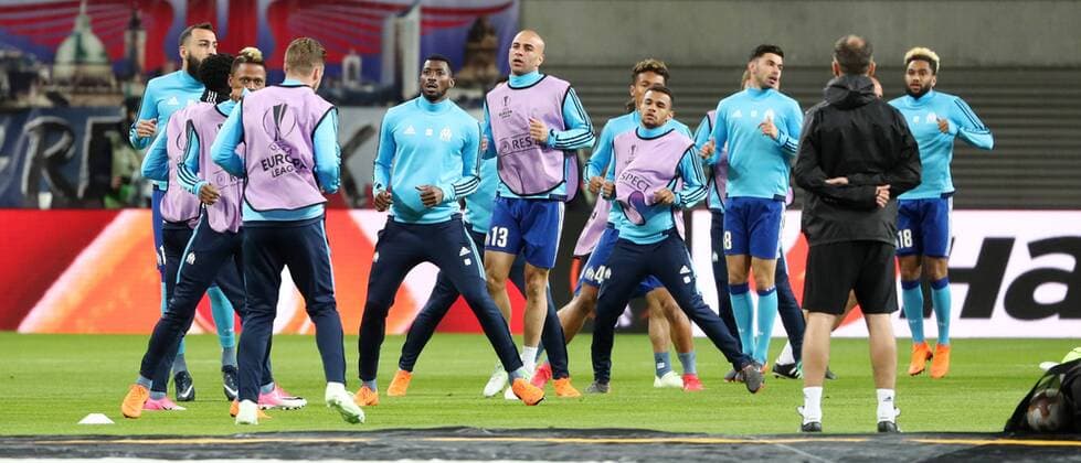 RB Leipzig - Marseille Fussball Euro League Leipzig, 05.04.2018, Red Bull Arena, Fussball, UEFA EURO EM Europameisterschaft Fussball League , Viertelfinale, RB Leipzig vs. Olympique de Marseille , Im Bild: Team von Olympique Marseille, Erwärmung. ,